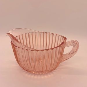 Vintage Depression glass PINK creamer!  Rare find! 1930’s